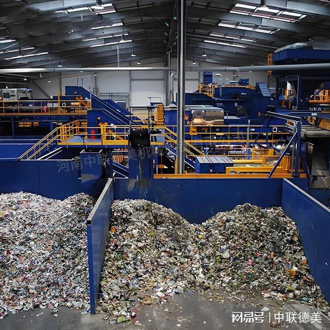 拾起賣是再生資源"大收?qǐng)?quot; 垃圾分類讓可回收物人間值得_.