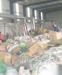 求購我是塑料顆粒廠,大量積壓食品卷膜食品袋