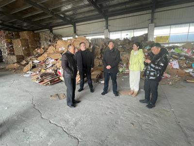 顧云光赴霍邱縣考察再生資源回收利用項目